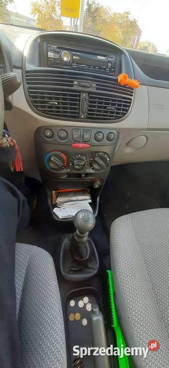 Fiat Punto 12 benzyna NISKI PRZEBIEG Bolesławiec