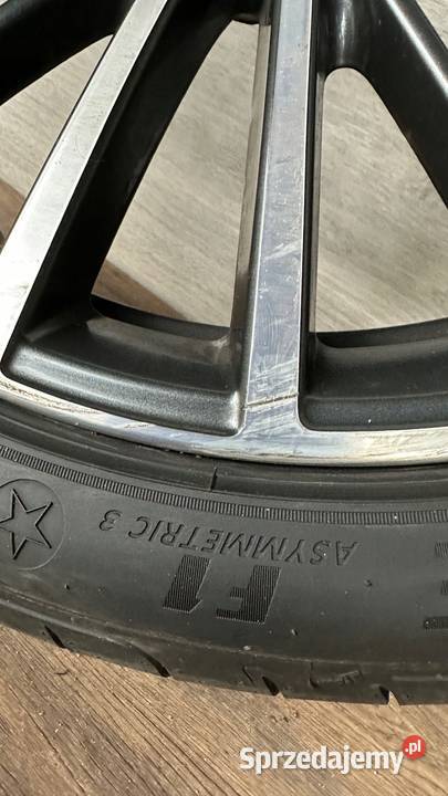 BMW 5 G30 G31 FELGA ALUMINIOWA 8X19 ET30 6894839 sprzedam