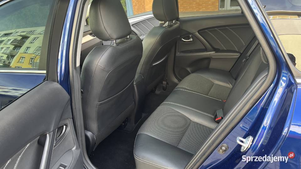 Toyota Avensis 18 Automat Combi Executive Szczecin