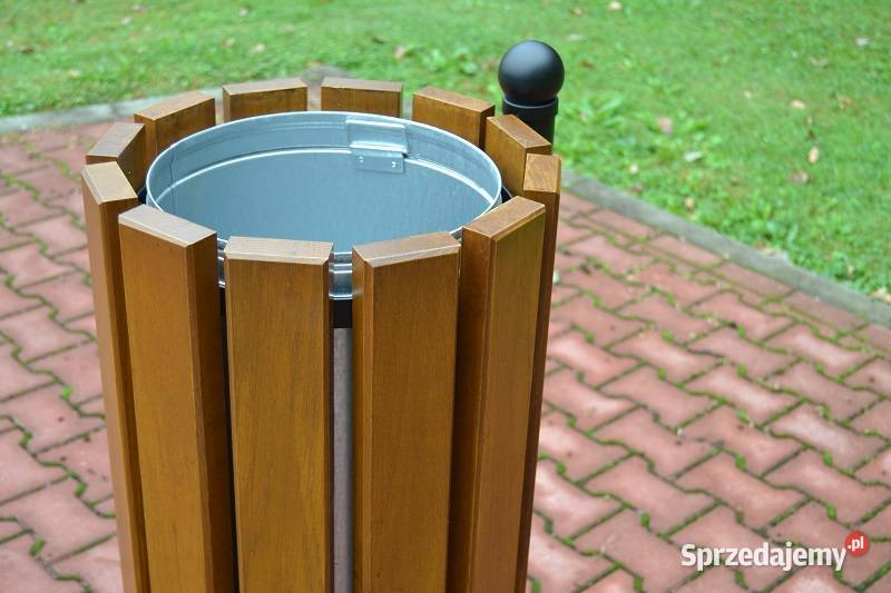 Kosz uliczny na słupku OLAF W225 35l Bydgoszcz