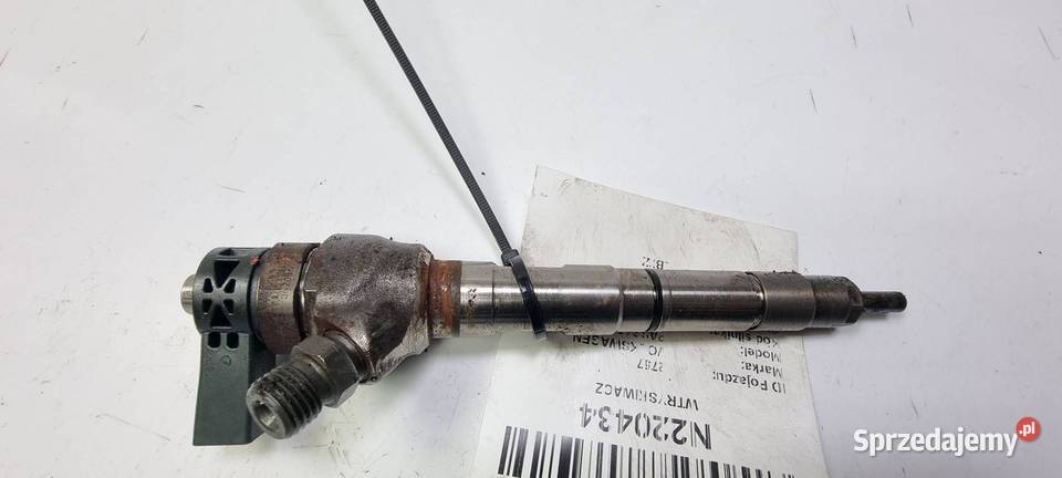 WTRYSKIWACZ VOLKSWAGEN PASSAT B8 04L130277AC Lipno