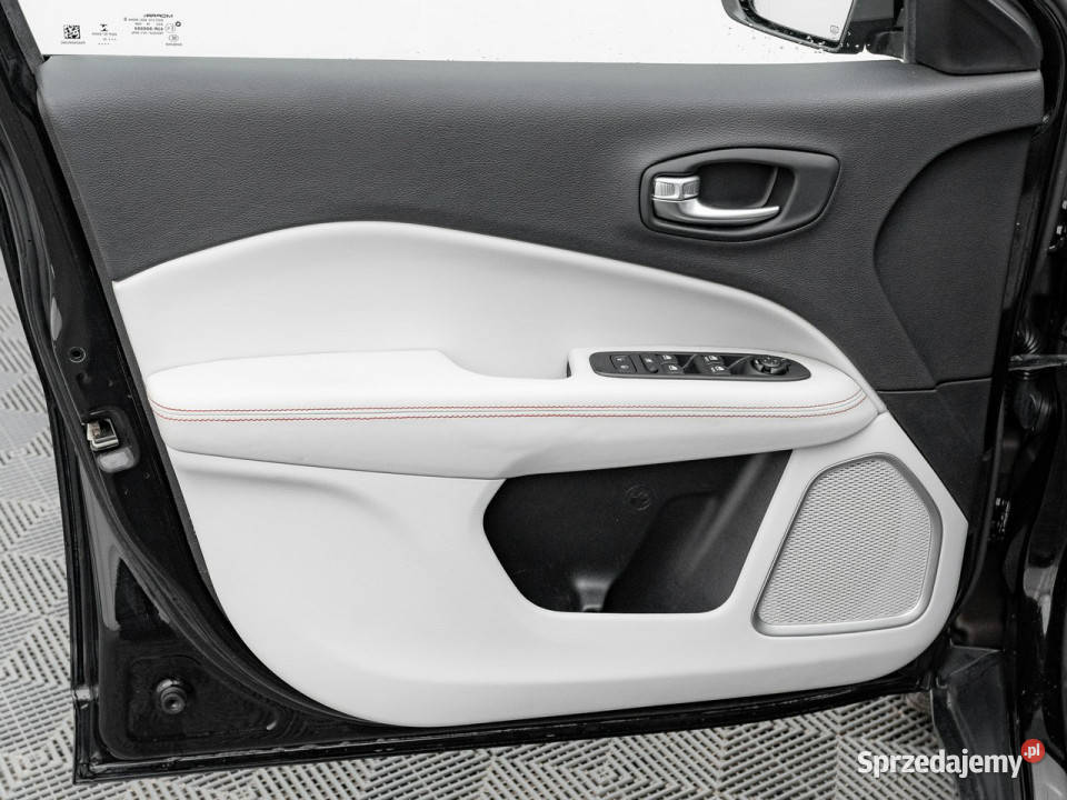 Jeep Compass WD8815N14 TMair Limited 4WD Kcof isofix Pępowo sprzedam