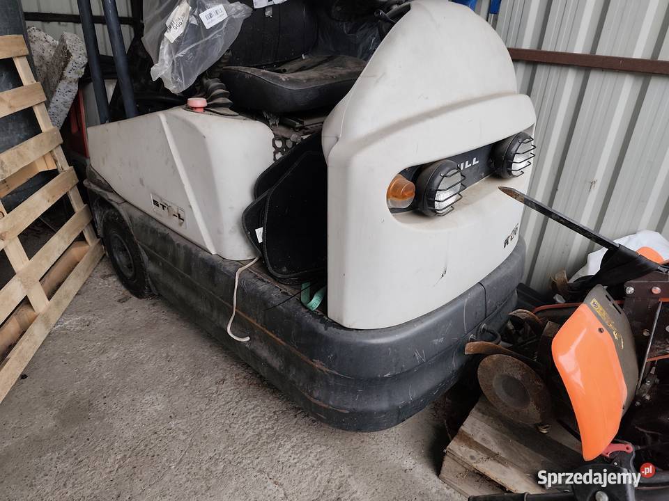 Ciągnik elektryczny STILL R06 Kostarowce