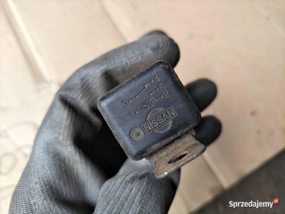 PRZEKAŹNIK ŚWIEC ŻAROWYCH NISSAN osobowe Kamień-Kolonia