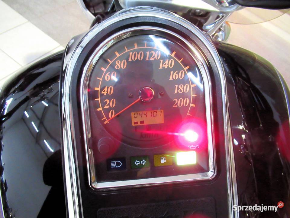 Suzuki VL 1500 Intruder LC Kutno