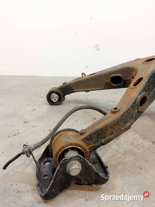 ZWROTNICA PRAWY TYŁ 20 HDI 9807504980 Citroen Zwrotnice