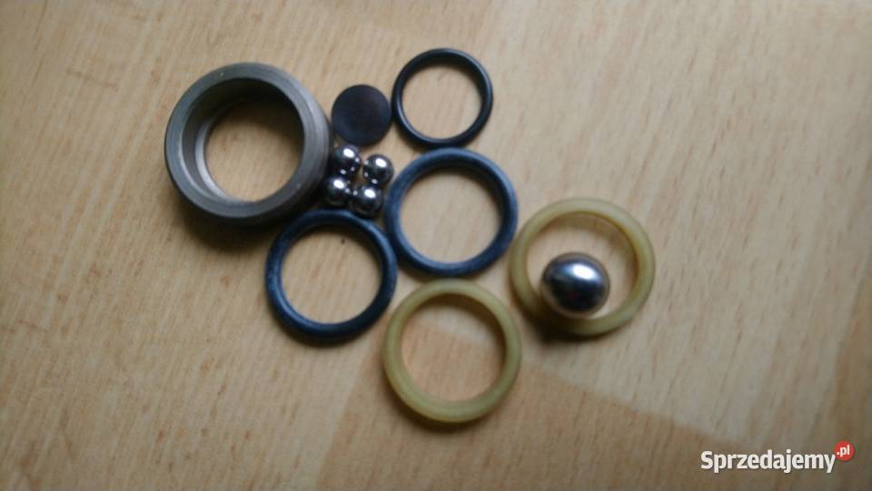 RE50332 nowy AL169781 zeataw uszczelnień zaworu Biała Podlaska