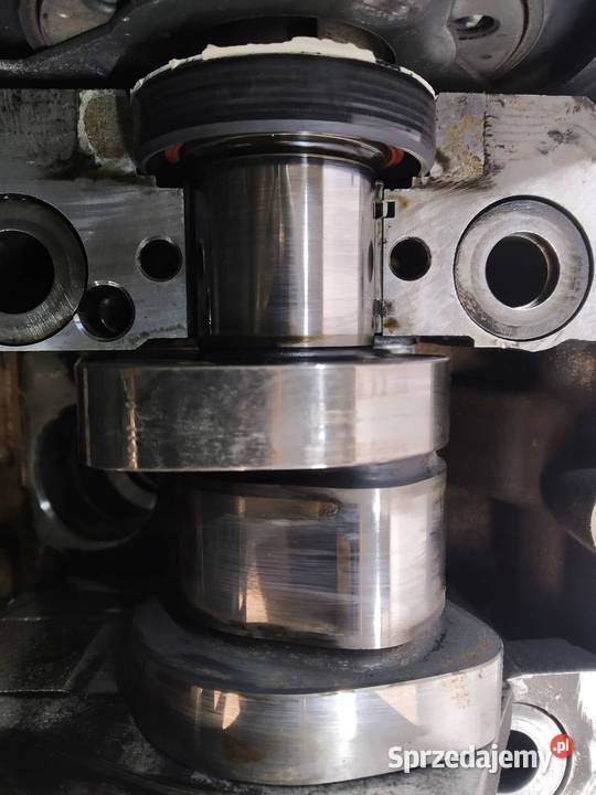 GŁOWICA KOMPLETNA 038103373R 19 TDI Ford Galaxy