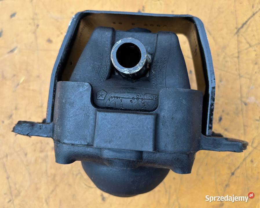 CHRYSLER LEBARON 90 PODUSZKA SILNIKA 30 6V PRAWA mazowieckie Radom