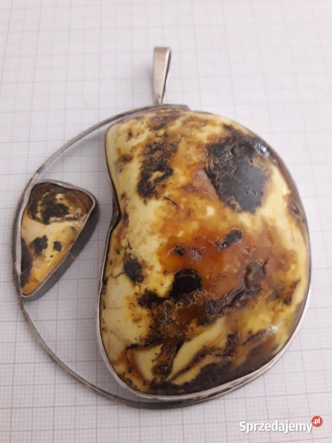 Wisior bursztyn bałtycki 64gram