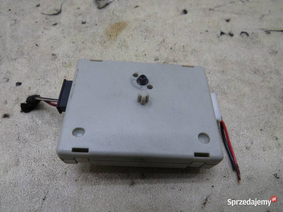 WZMACNIACZ ANTENOWY BMW 6 F06 F12 F13 9140179 osobowe