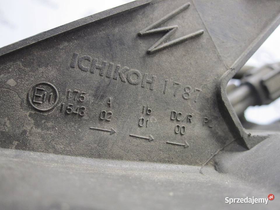 XTRAIL II T31 LIFT 10r lampa lewa przód HCR599