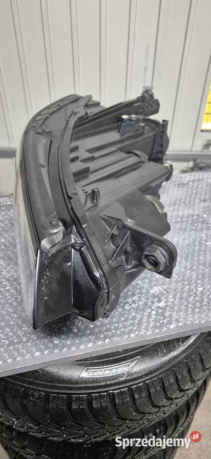 Vw passat b8 Lampy przód komplet Rok produkcji 2022