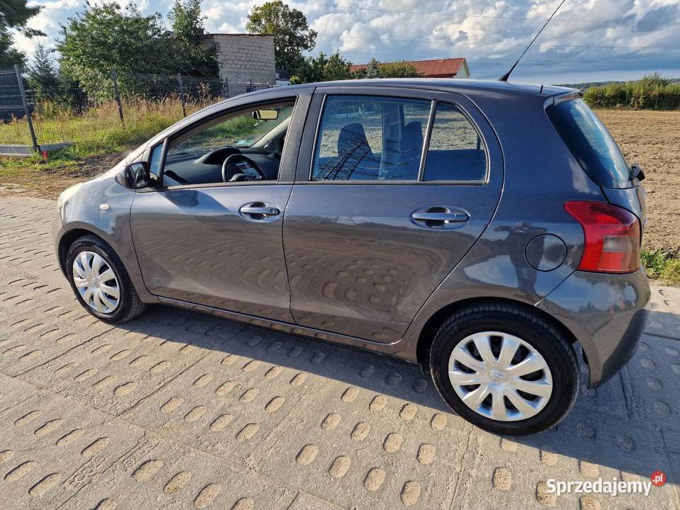 Toyota Yaris 13 86bez korozjistan Niestępowo