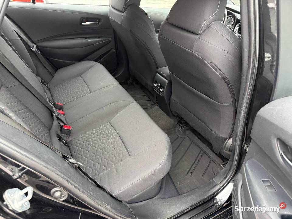 Toyota Corolla 18 hybrid bezwypadkowy Warszawa