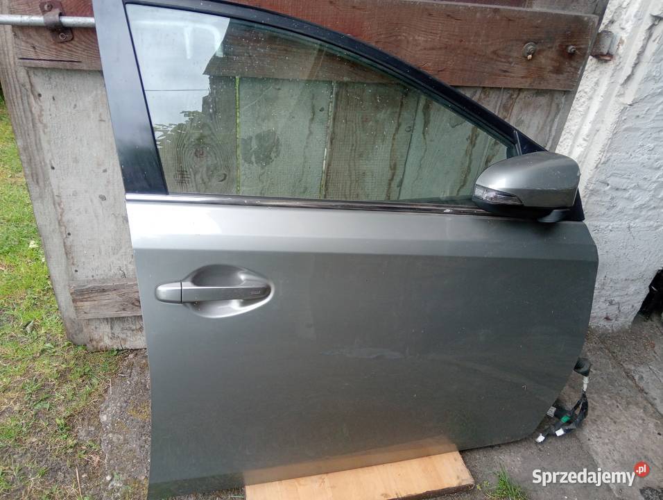 Tanio drzwi Toyota Auris 2 mazowieckie Wołomin