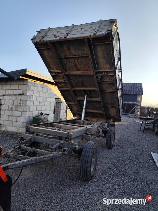 Przyczepa wywrotka Przyczepy rolnicze Lublin