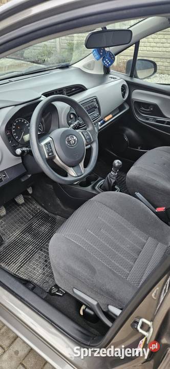 Toyota yaris Polski salon Chwaszczyno