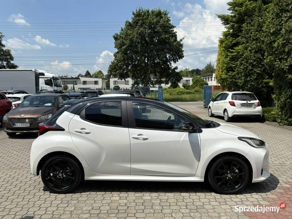 Toyota Yaris Rezerwacja IV 2020 nieuszkodzony Tarnowskie Góry