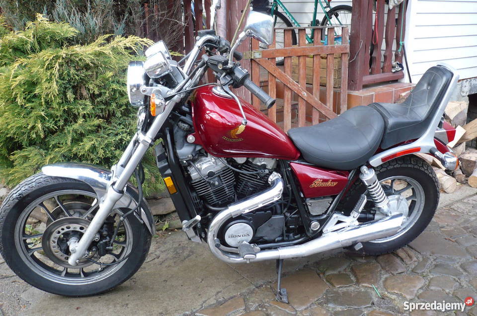 Honda vt 700