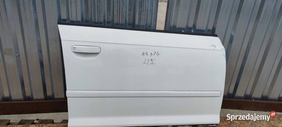 DRZWI PRAWY PRZÓD AUDI A3 8P SPORTBACK LY9C 5D osobowe śląskie Przystajń
