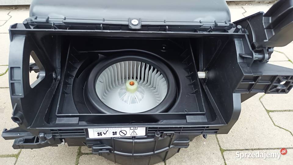 RANGE SPORT L494 DMUCHAWA NAWIEWU UK RHD osobowe Jasło