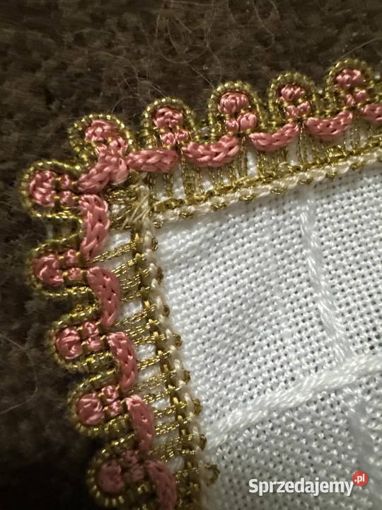 obrus ręcznie haftowany motywy Świąteczne Zabrze