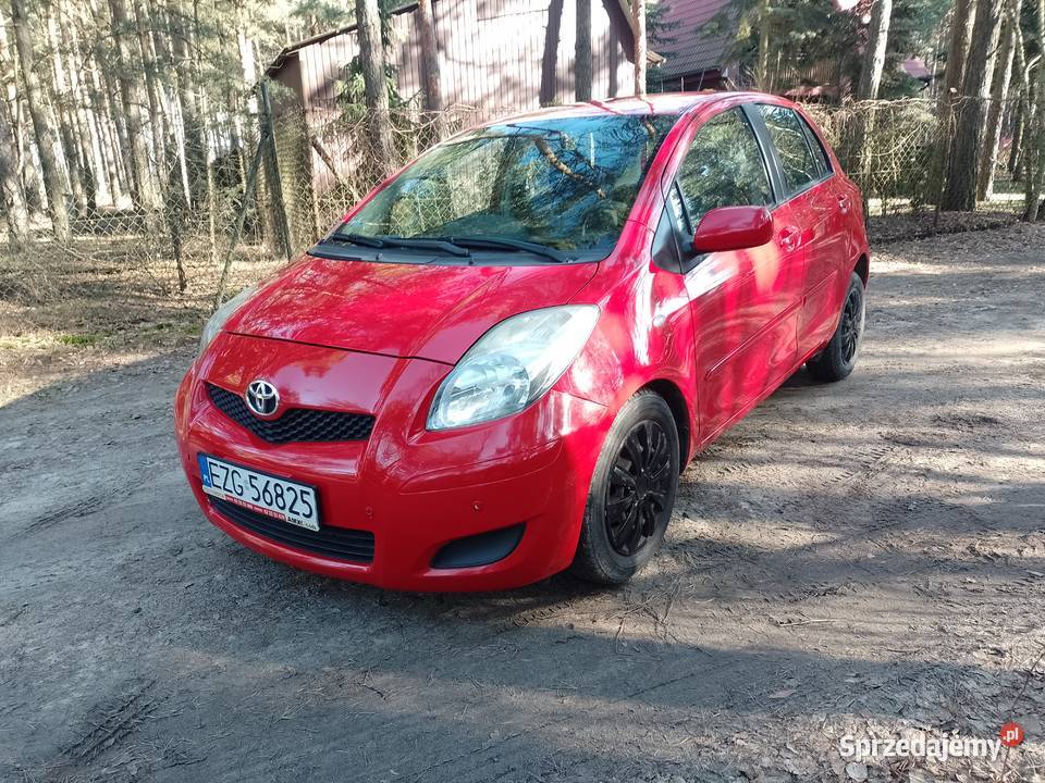 ładna Toyota Yaris II FL Kębliny