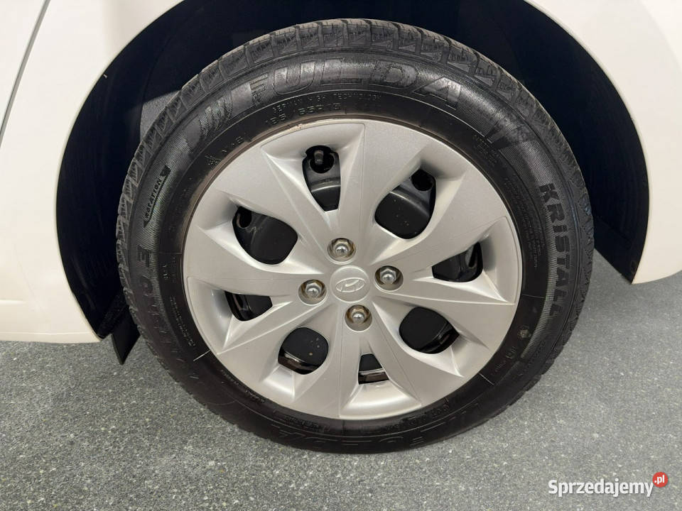 Hyundai i20 VAT 23 Classic Plus 12 84 M5 2019 r Myślenice