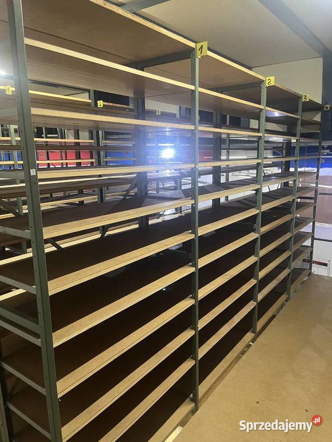 Regały magazynowe półkowe z Niemiec
