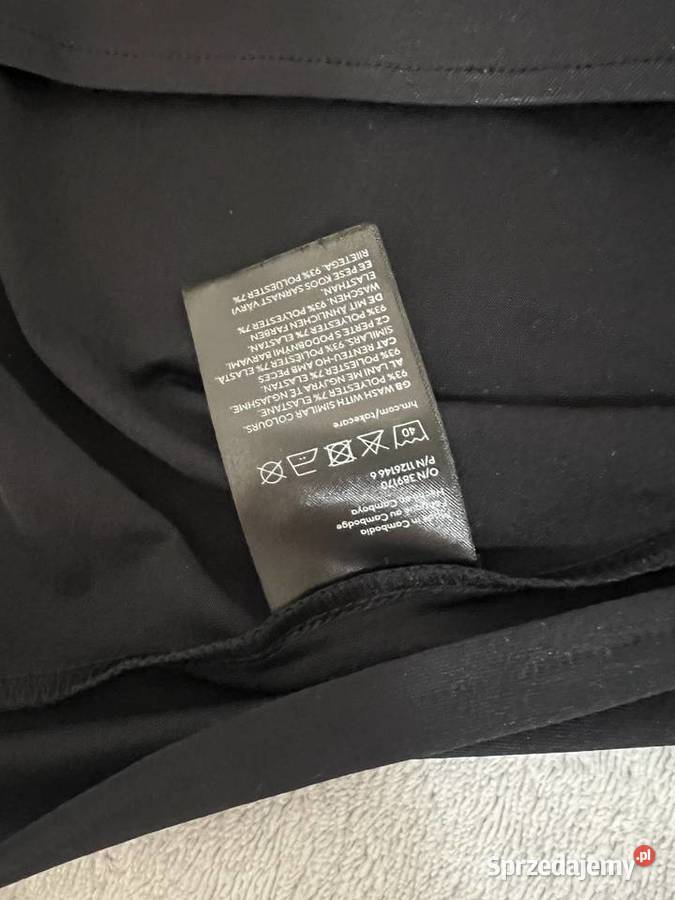 Sukienka czarna na ramiączkach midi dopasowana H&M