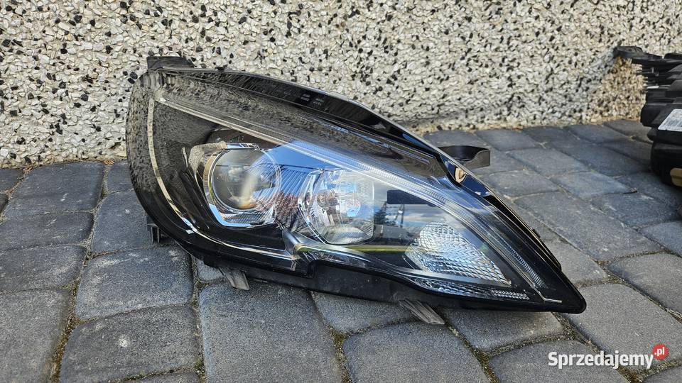 PEUGEOT 308 T9 LIFT 1721 LAMPY PRZÓD SOCZEWKA Szarów