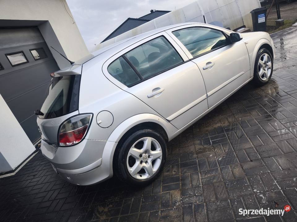 Opel astra 19 CDTI z157 manualna Lublin