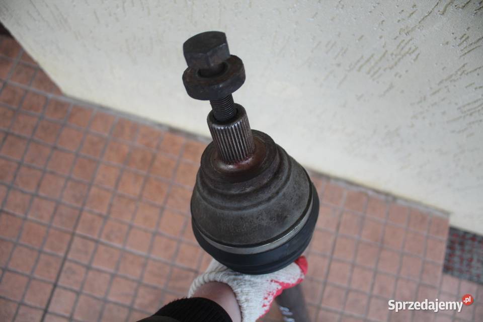 PÓŁOŚ PRAWA PRZEDNIA AUTOMAT VW PASSAT B6 20 TDI