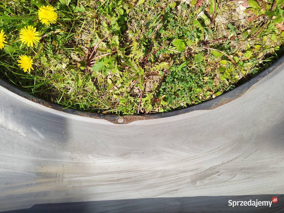 Błotnik przód prawy a4 b6 lx7z Części Polichno