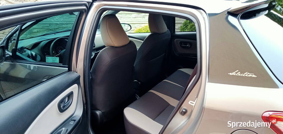 Toyota Yaris 15Przebieg 11 1 Właś Salon Polska elektryczne lusterka małopolskie Wolbrom sprzedam
