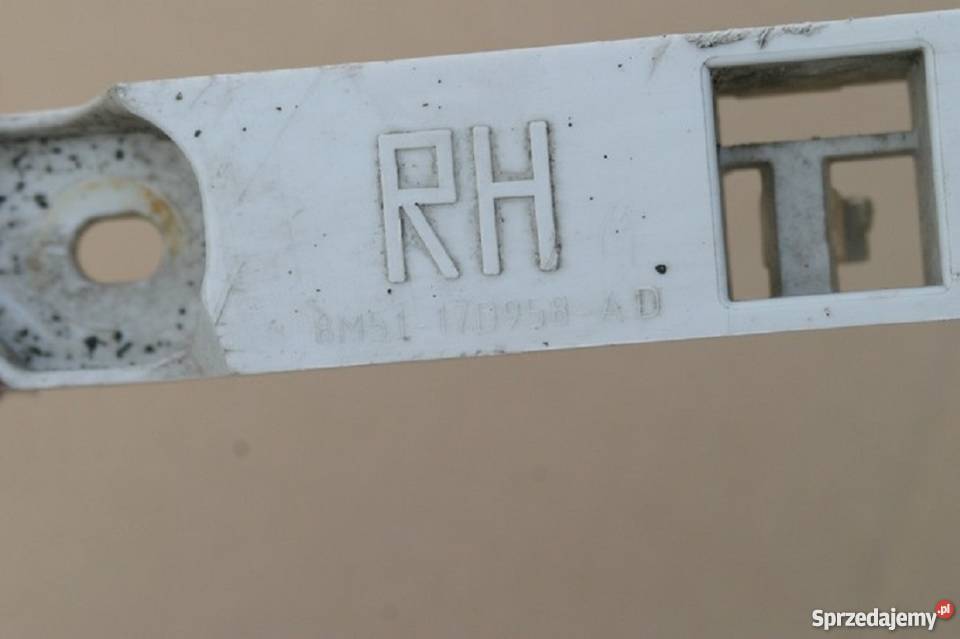 FORD FOCUS MK2 LIFT ŚLIZG ZDERZAKA PRAWY PRZEDNI osobowe Bieleń sprzedam