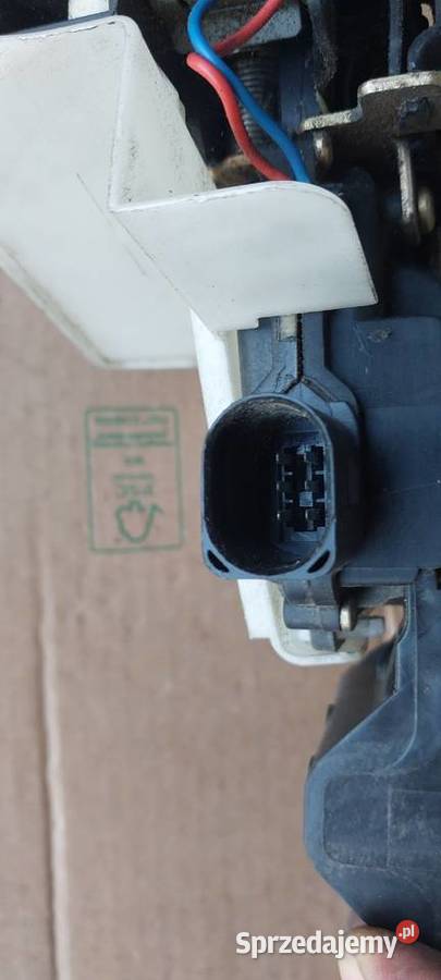 Zamek drzwi lewy tył VW PASSAT B5 FL 6PIN Szczecin sprzedam