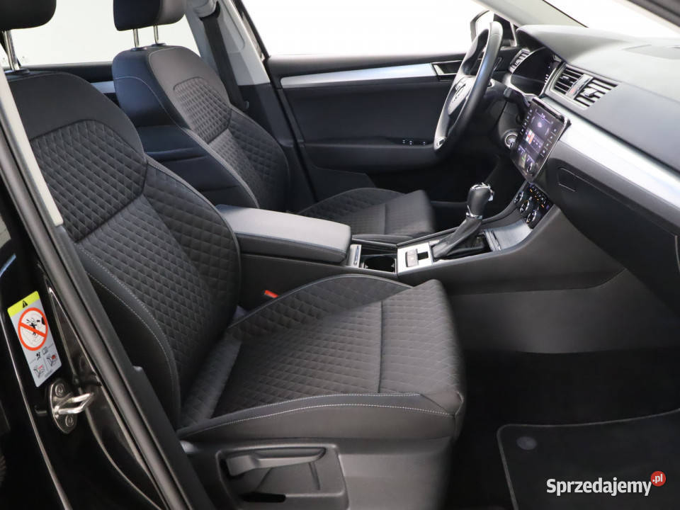 Skoda Superb 15 TSI czujnik zmierzchu