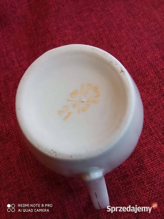 Mlecznik z białej porcelany BES Złocony na Gdańsk