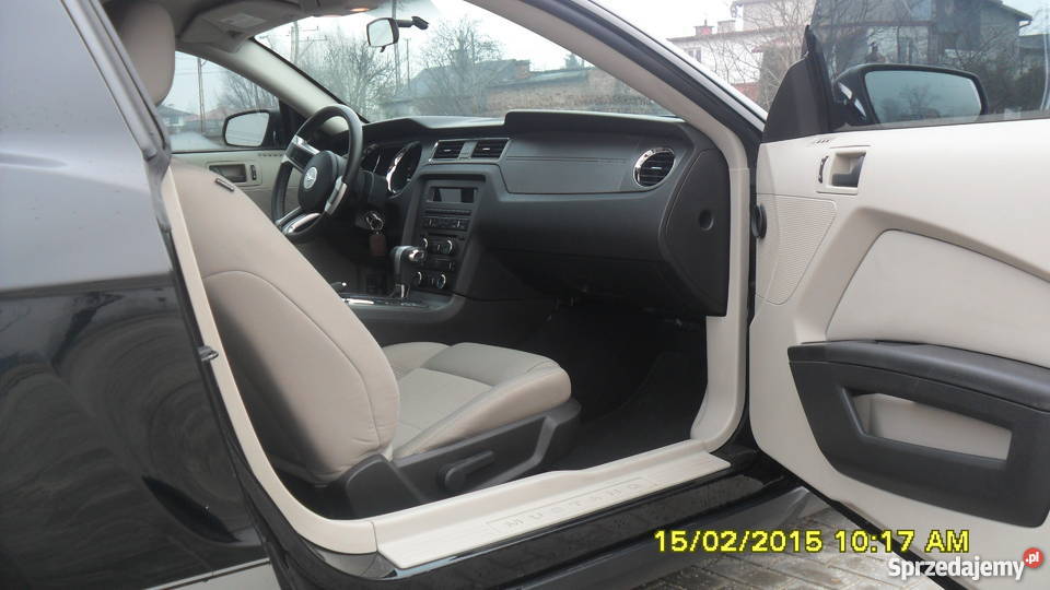 Ford Mustang 2010 r Okazja radio / CD Reguły