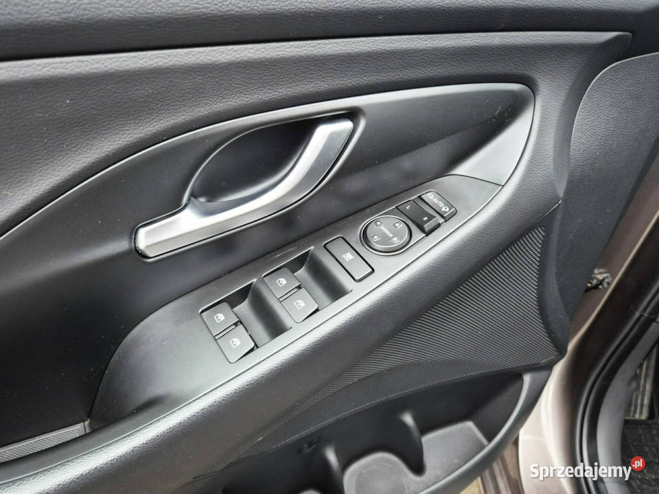 Hyundai i30 15 TGDI 160 6MT MHEV Wersja Smart