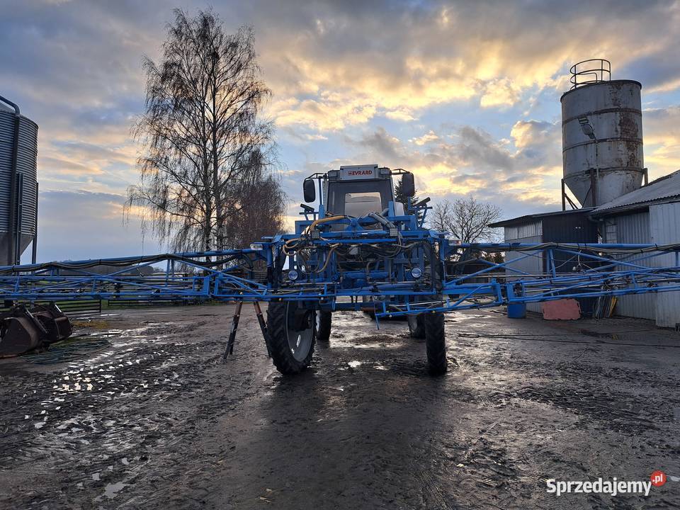 Opryskiwacz samojezdny 24m EVRARD Silnik Deutz 6 nieuszkodzony Bezwola