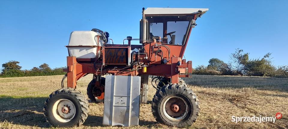 Opryskiwacz samojezdny do porzeczek Buk sprzedam