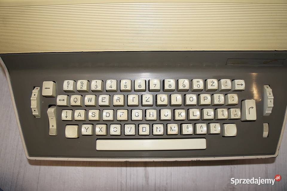 Elektryczna maszyna do pisania kolekcjonera Radom
