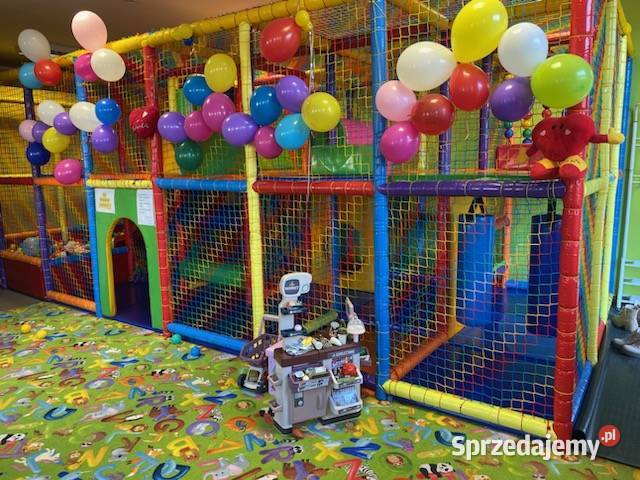 Małpi gaj Plac zabaw Figloraj