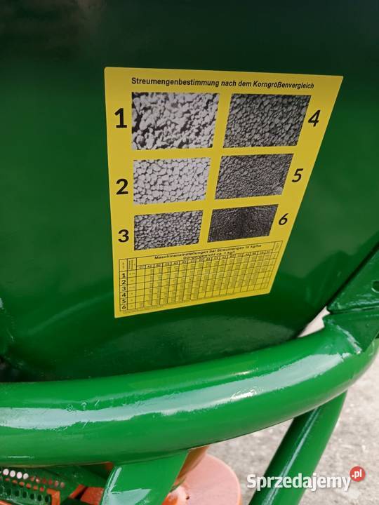 Rozsiewacz do nawozu Amazone ZAE 600l Lubinka