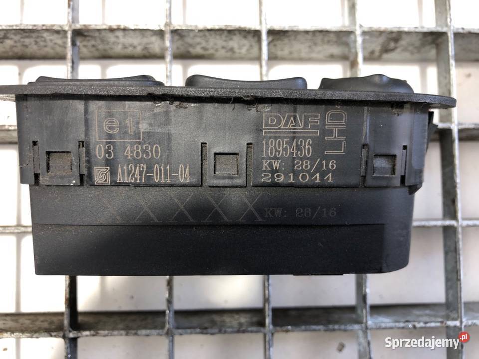 PRZEŁĄCZNIK SZYB DAF XF 1895436 Ciągnik siodłowy sprzedam