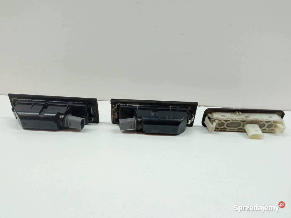 ZAMEK KLAPY BAGAŻNIKA SEDAN 51868085 Fiat Tipo