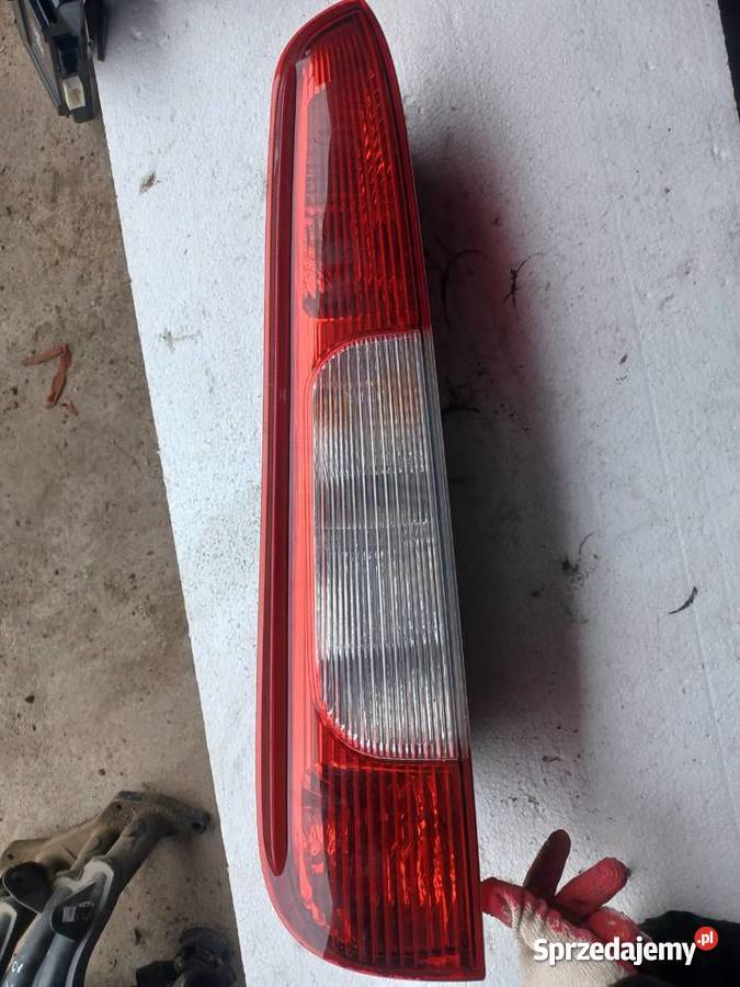 Lampa Lewa Tylnia Ford C Pozostałe lubelskie Wisznice sprzedam